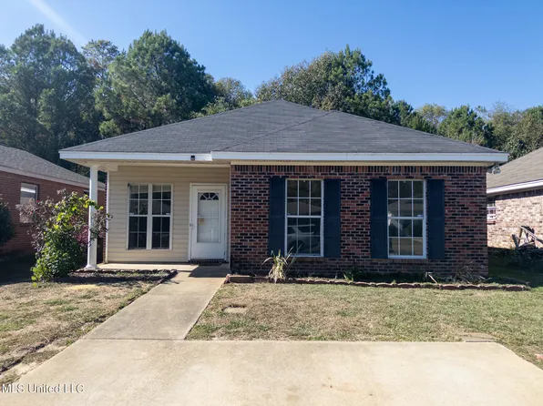 126 Cedar Brook Dr, Pearl, MS 39208