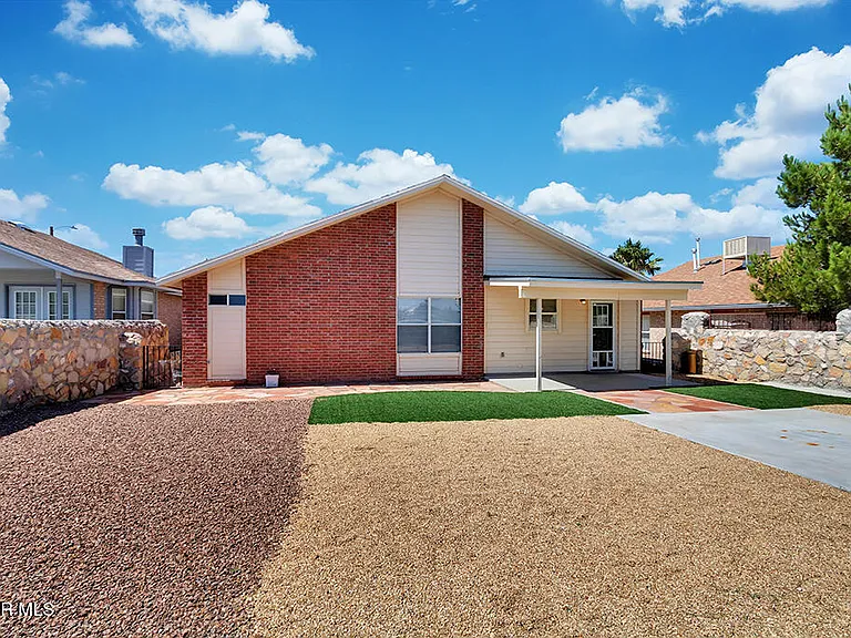 1417 Plaza Verde Dr — Photo 31