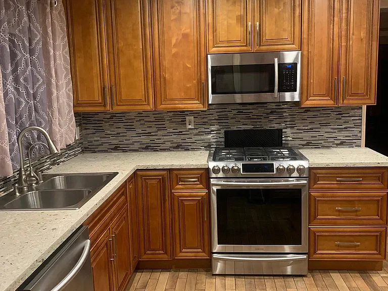766 N Alexandria Ave #1 — Photo 8