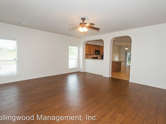3rd image of 1900 Sorghum Hill Dr