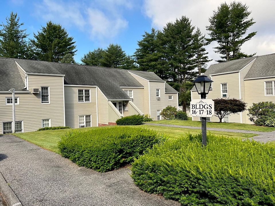 1st image of 1604 Holly Stream Ct #1604