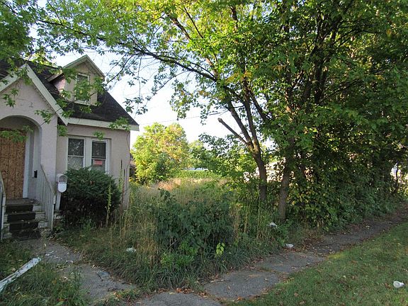 2nd image of 707 Kendrick St