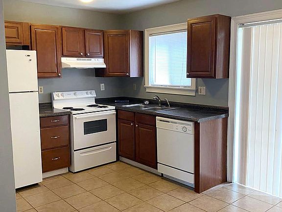 2nd image of 1177 Woodland Ave NE APT 9
