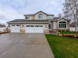 3129 E Fur Hollow Dr, Sandy, UT 84092