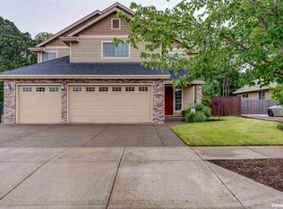 3246 NE Zachary Dr, McMinnville, OR 97128
