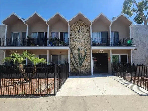 14696 Rayen St, Panorama City, CA 91402