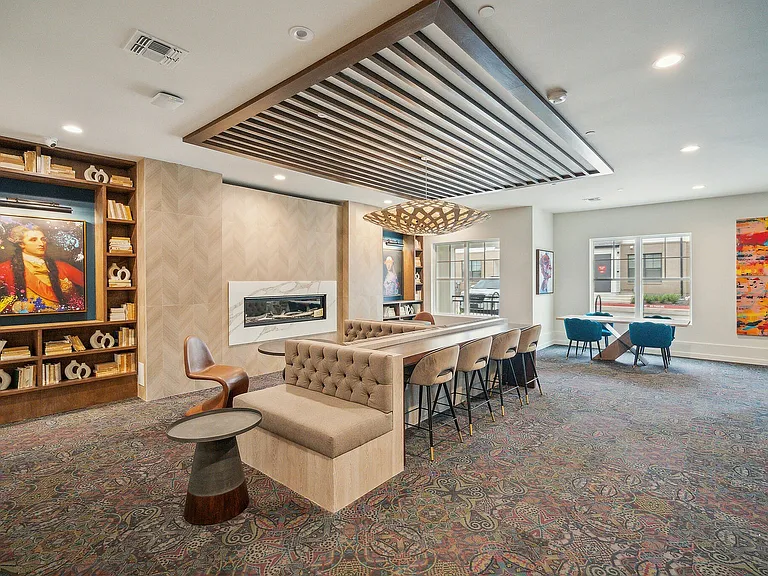 Versatile spaces for focus and creativity