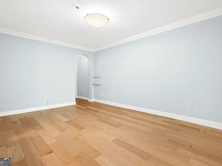 3777 Peachtree Rd #1402 — Photo 5