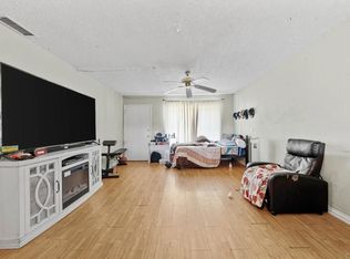 915 N Fig St APT E, Escondido, CA 92026