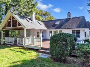 1058 Wilmot Rd, Scarsdale, NY 10583