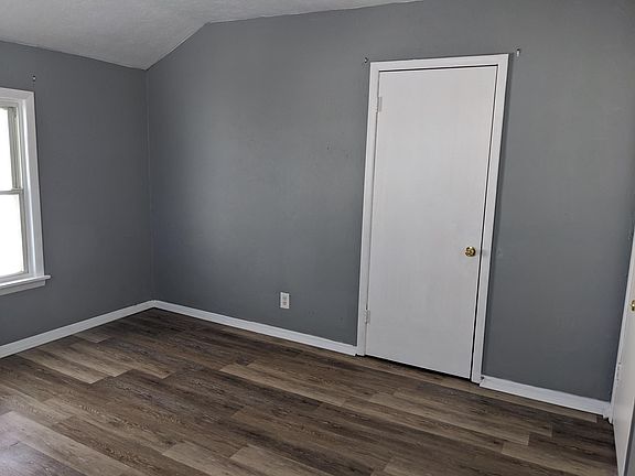 2nd image of 1034 W 6th St