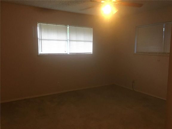 4th image of 422 Monette Dr