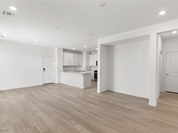5th image of 3543 Brittoli Ave