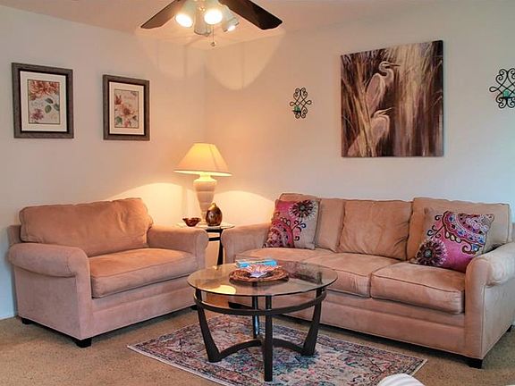 3rd image of 18867 Ashcroft Cir