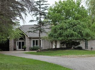 3420 W Maple Rd, Wixom, MI 48393