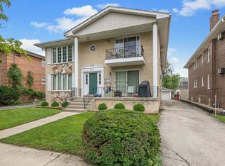 4609 Grove Ave, Brookfield, IL 60513