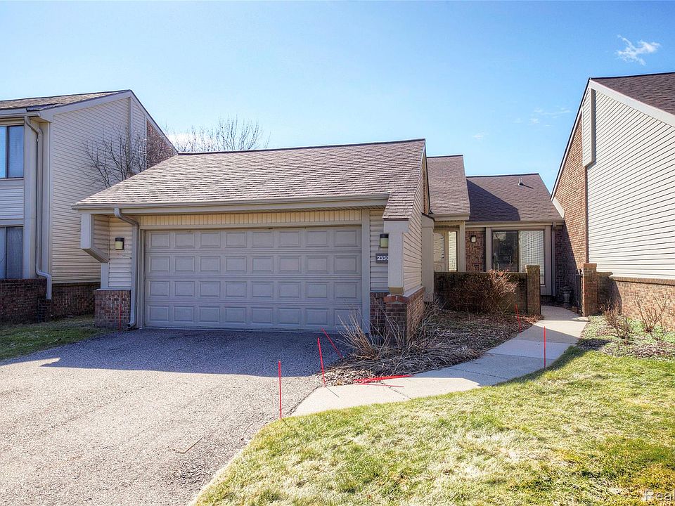 1st image of 23309 Reynard Dr