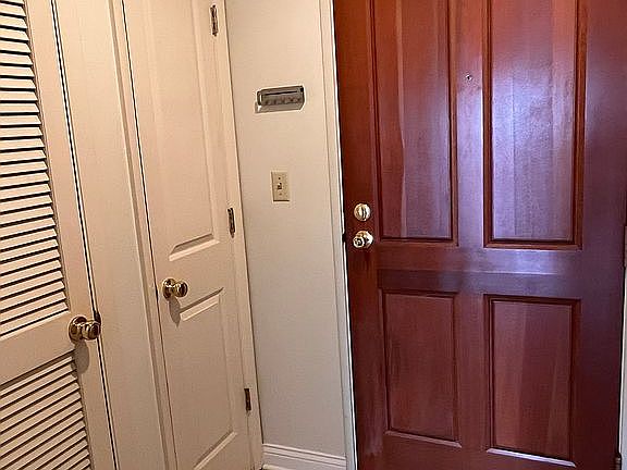 4th image of 1 Riverpointe Plz APT 413