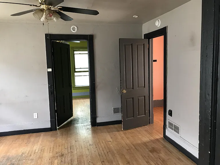 2464 N Bremen St #3 — Photo 5