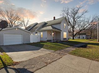 407 West St, Dowagiac, MI 49047