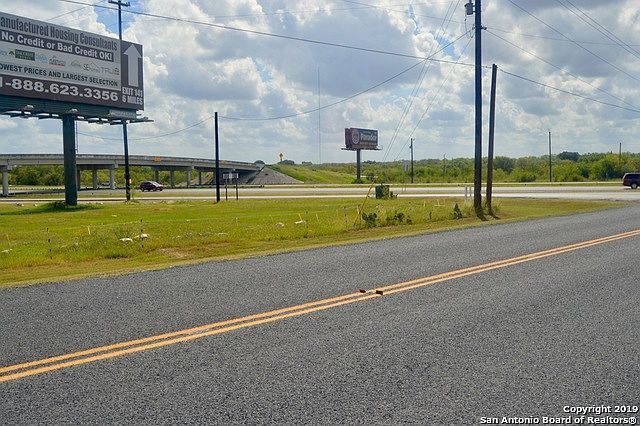 2nd image of 17519 Interstate Highway 35 S