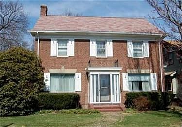 1st image of 973 Hereford Dr
