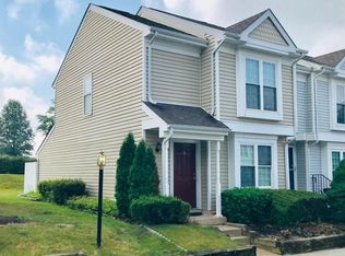 285 Sedgemoor Sq, Sterling, VA 20164