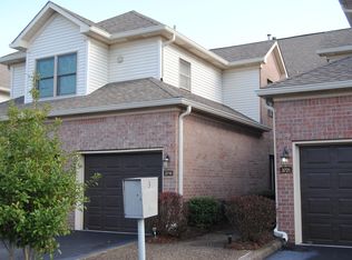 3719 Hurstbourne Ridge Blvd, Louisville, KY 40299