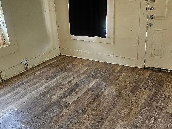 4th image of 4715 Liberty Rd