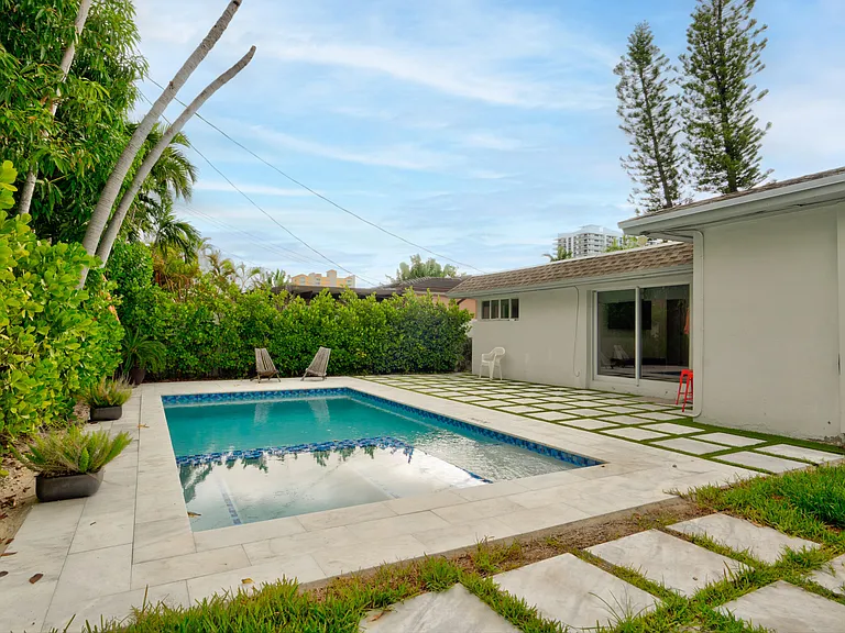 7528 Buccaneer Ave — Photo 31