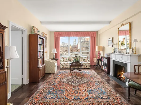 235 E 73rd St APT 10F, New York, NY 10021