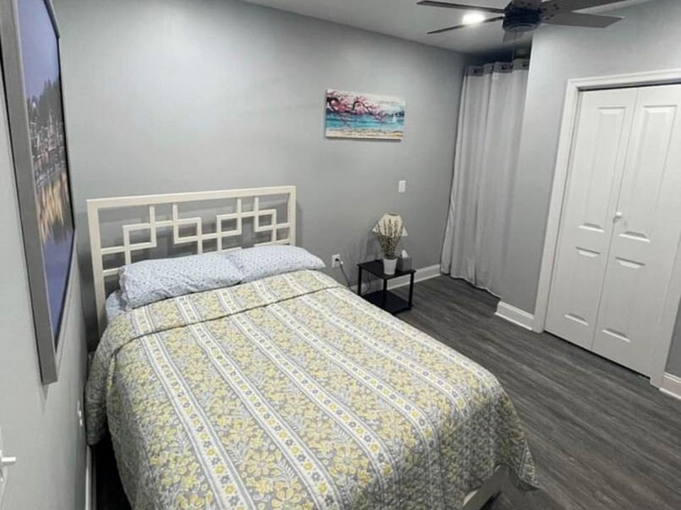 1st image of 1048 Washington Ave