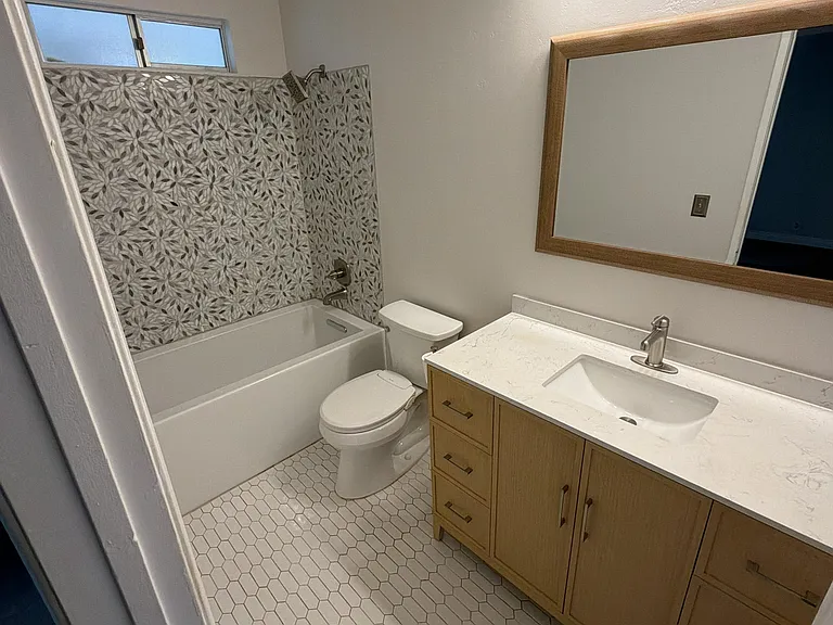 9303 Crest Dr — Photo 26
