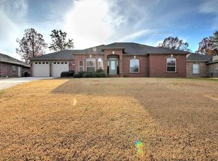 129 Silverleaf Cv, White Hall, AR 71602
