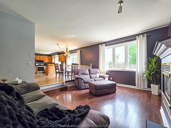 4th image of 90 Northern Pine Pl