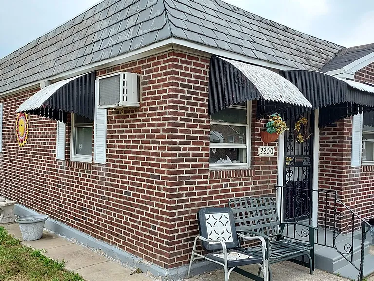 2250 S 56th St — Photo 8