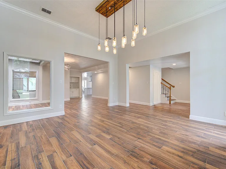 438 E Fair Harbor Ln — Photo 7
