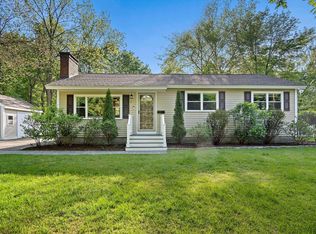 5 Diane Ln, Chelmsford, MA 01824