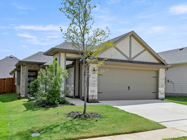 1621 Meadow Crst, Aubrey, TX 76227