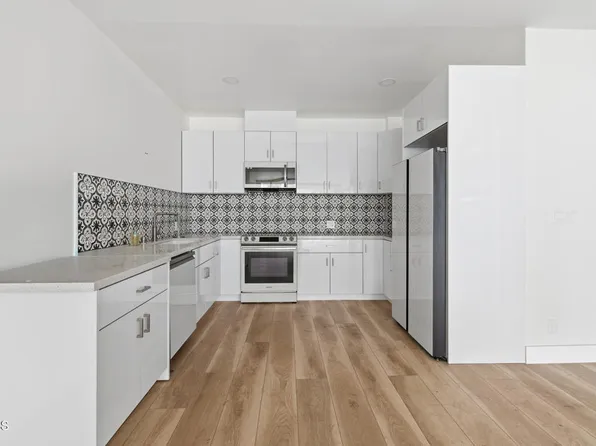 16601 Marquez Ave Unit 101, Pacific Palisades, CA 90272