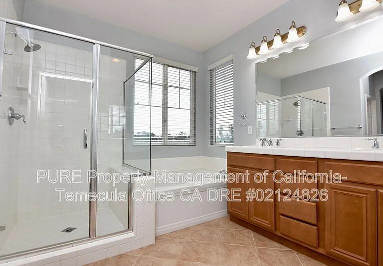 35808 Chalet Ct — Photo 11