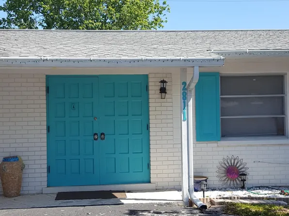 2811 Seaspray St, Sarasota, FL 34231