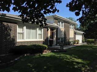 8335 Lavergne Ave, Burbank, IL