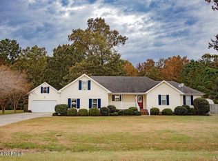 110 Mitchell Dr, Camden, NC 27921