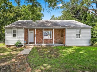 2727 E Locust St, Springfield, MO 65803
