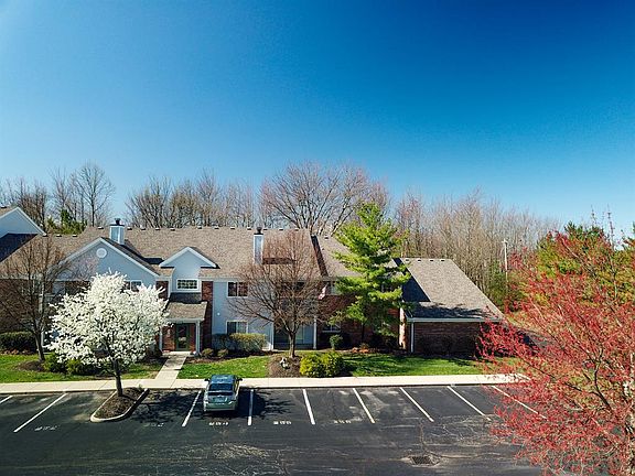 2nd image of 12021 Carrington Ln Unit 12021-205