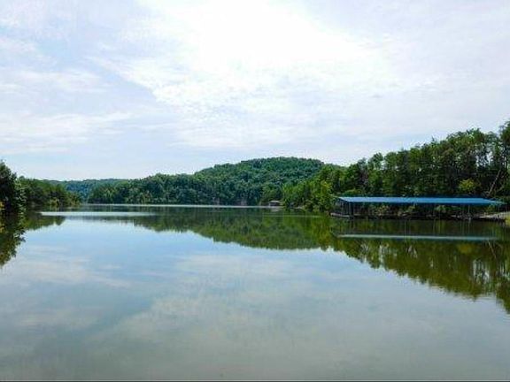 3rd image of 127 Clearwater Cove Dr Lot 8
