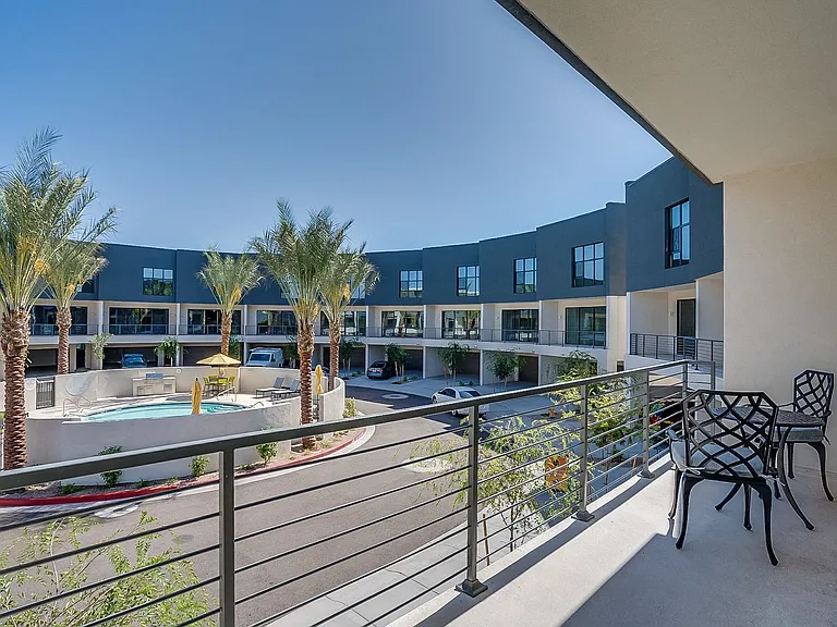 1401 N Granite Reef Rd — Photo 16