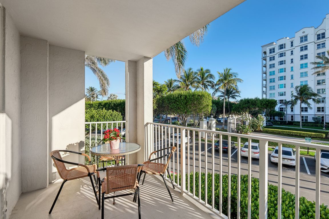 S Ocean Blvd 205-024.jpg