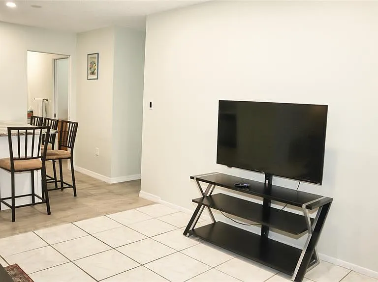 2118 Michele Dr — Photo 25